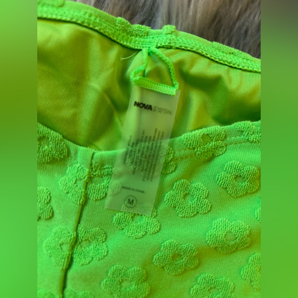 Fashion Nova Neon Green Daisy 3 Piece Swimsuit